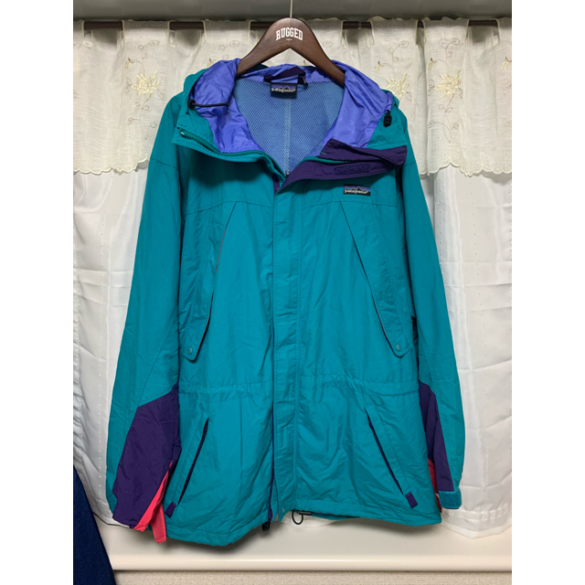 Patagonia マウンテンパーカー