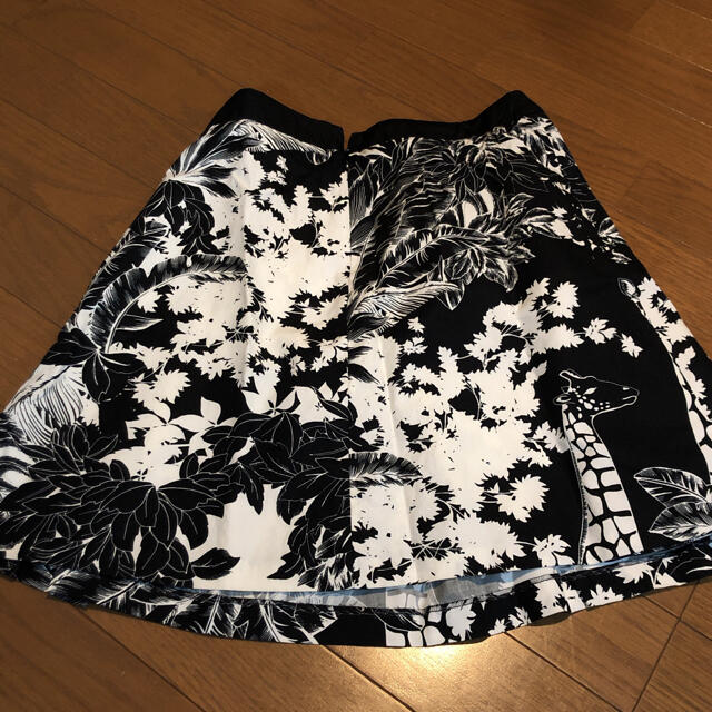 SEE BY CHLOE(シーバイクロエ)のシーバイクロエ　クロエ　スカート レディースのスカート(ミニスカート)の商品写真