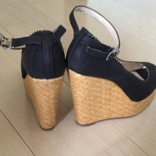 SNIDEL(スナイデル)のオープントゥーウェッジソールサンダル レディースの靴/シューズ(サンダル)の商品写真