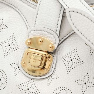 LOUIS VUITTON - RI-RI様専用特値❣️ルイ・ヴィトン マヒナ XS LOUIS VUITTON - RI-RI様専用特値❣️ルイ・ヴィトン マヒナ XS