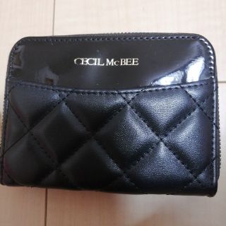 セシルマクビー(CECIL McBEE)のセシルマクビー　黒　二つ折り財布(財布)