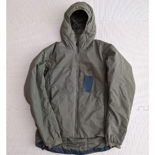 アークテリクス(ARC'TERYX)のアークテリクスリーフ　アトムLT Gen2　M(ダウンジャケット)