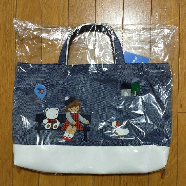 ◆数量限定◆新品タグ付き◆ファミリア マチ付きデニムバッグ 70周年特別企画商品 | フリマアプリ ラクマ