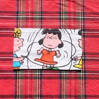 ピーナッツ(PEANUTS)のヴィンテージシーツ　インナーマスク　スヌーピー　ルーシー(生地/糸)