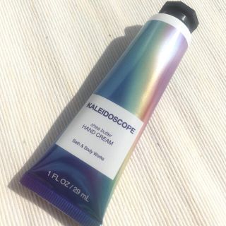 バスアンドボディーワークス(Bath & Body Works)のBath&BodyWorks ハンドクリーム kaleidoscope(ハンドクリーム)