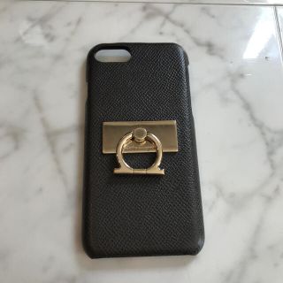 サルヴァトーレフェラガモ(Salvatore Ferragamo)のもふもふさん専用(iPhoneケース)