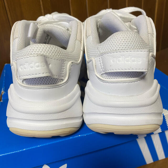 adidas マグマランナー 1