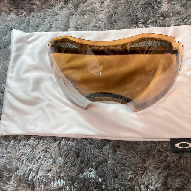 Oakley(オークリー)の【美品】オークリー　ゴーグル　 スポーツ/アウトドアのスノーボード(ウエア/装備)の商品写真