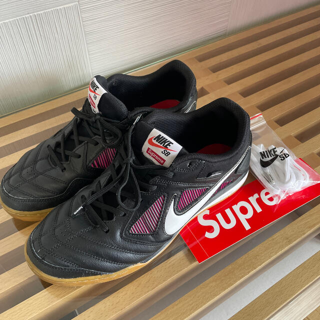 Supreme(シュプリーム)のsupreme Nike SB GATO 27cm メンズの靴/シューズ(スニーカー)の商品写真