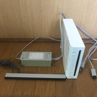 ウィー(Wii)のWii本体 その他コード等(家庭用ゲーム機本体)