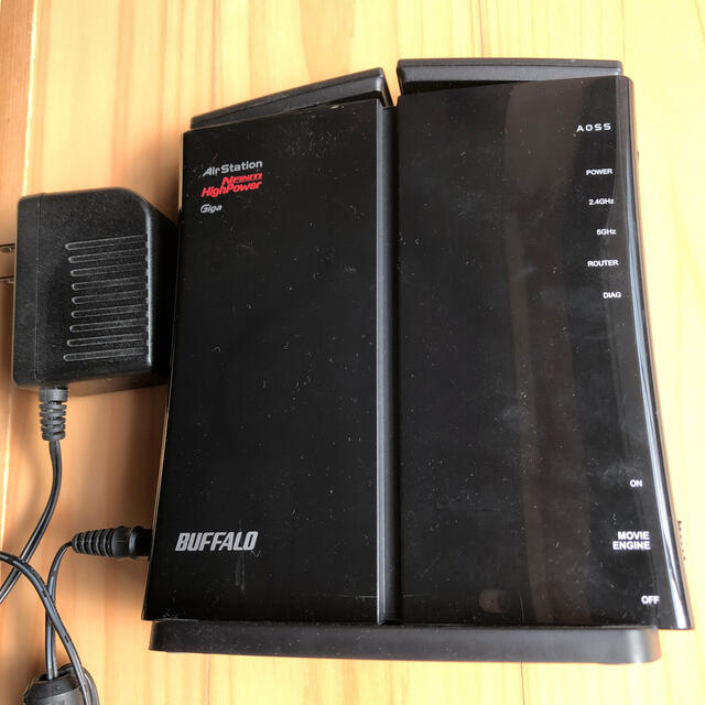 Buffalo(バッファロー)の無線LAN親機　バッファロー　WZR-600DHP スマホ/家電/カメラのPC/タブレット(PC周辺機器)の商品写真