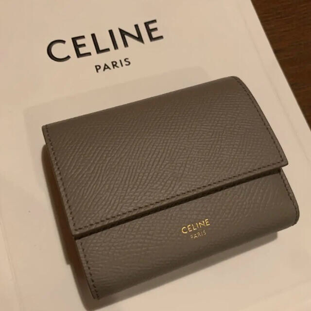 celine(セリーヌ)のCELINE セリーヌ スモール トリフォールドウォレット ペブル レディースのファッション小物(財布)の商品写真