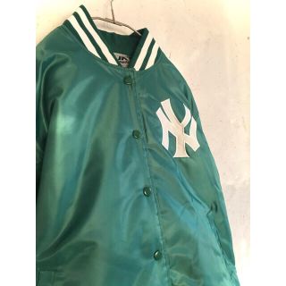 マジェスティック(Majestic)の【新品】Majestic YANKEES XLサイズ 緑 スタジャン ヤンキース(スタジャン)