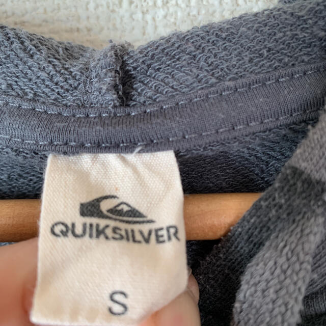 QUIKSILVER(クイックシルバー)のパーカー★値下げ★ メンズのトップス(パーカー)の商品写真