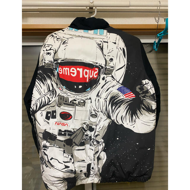 Supreme(シュプリーム)のsupreme astronaut アストロ XL メンズのジャケット/アウター(ダウンジャケット)の商品写真