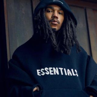 フィアオブゴッド(FEAR OF GOD)のゆう様専用FEAR OF GOD  ESSENTIALS ニットパーカーL黒(ニット/セーター)