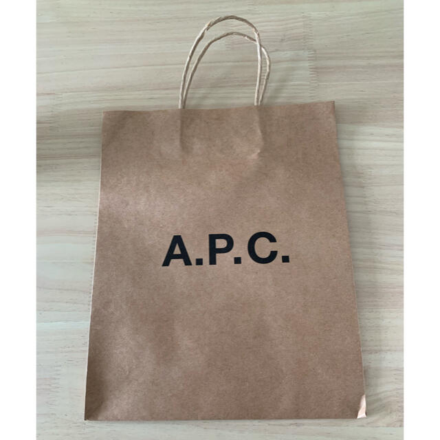 A.P.C(アーペーセー)のアーペーセー　ショップ袋　紙袋 レディースのバッグ(ショップ袋)の商品写真