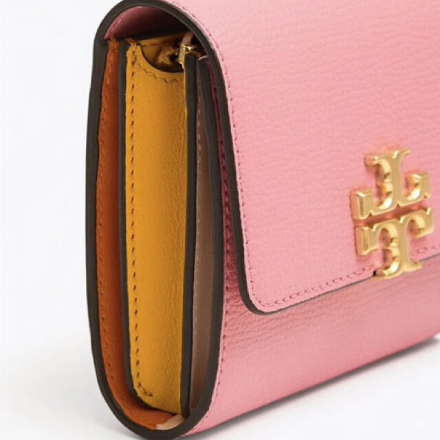 Tory Burch(トリーバーチ)の【決算大セール】トリーバーチの折財布☆ピンク×イエロー 新品 SALE中❣️ レディースのファッション小物(財布)の商品写真