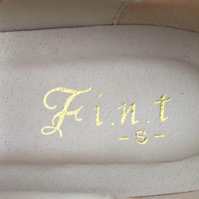 F i.n.t(フィント)のFint★靴 レディースの靴/シューズ(ハイヒール/パンプス)の商品写真