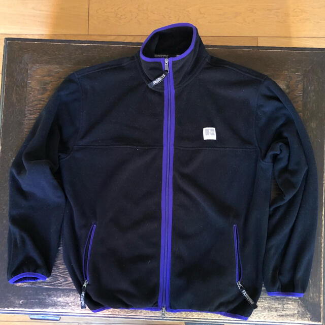 patagonia(パタゴニア)のKDさん専用　L ラッセル　フリース黒✖️パープル メンズのジャケット/アウター(ブルゾン)の商品写真