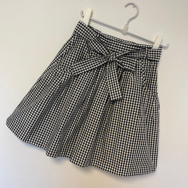JILLSTUART(ジルスチュアート)のジルスチュアート　タフタ素材　ふんわりスカート レディースのスカート(ミニスカート)の商品写真
