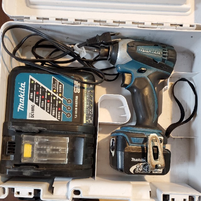 マキタ 充電式インパクトドライバー 14.4V 3Ahバッテリー付き www