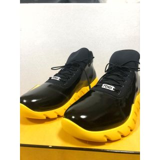 フェンディ(FENDI)の【限定1足】FENDI スニーカー　26センチ≪新品・未使用≫(スニーカー)