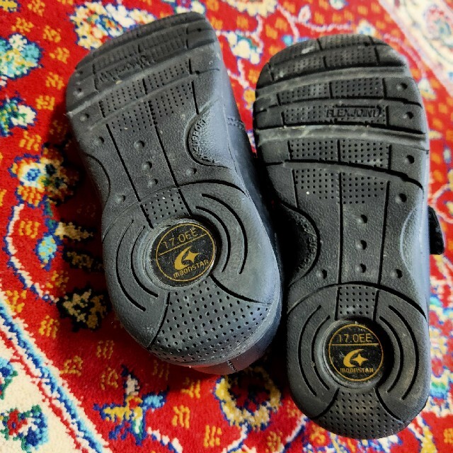 MOONSTAR (ムーンスター)の子供フォーマル靴　黒色　17.0cm　 卒園 マジックテープ キッズ/ベビー/マタニティのキッズ靴/シューズ(15cm~)(フォーマルシューズ)の商品写真