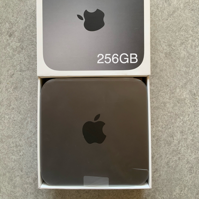 Mac mini 2018 3.6GHz/8GB/256GB 美品