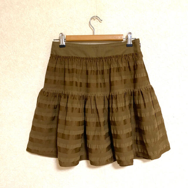 IENA(イエナ)の美品 IENA ブラウンフリルスカート レディースのスカート(ミニスカート)の商品写真