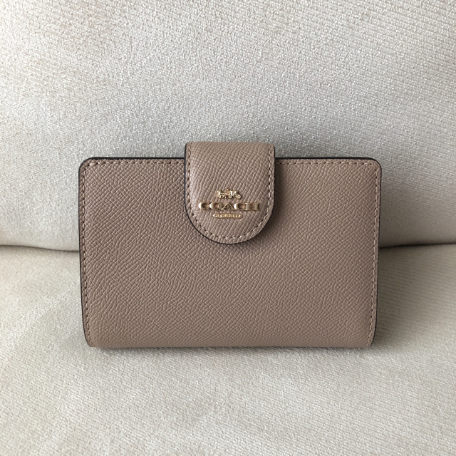 ポールスミス2021年春夏新作★新品 COACH コーチ 二つ折り財布 ベージュ/TAUPE