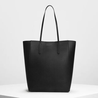 チャールズアンドキース(Charles and Keith)の美品　チャールズ＆キース　トートバッグ ビジネスバッグ ブラック　シンプル(トートバッグ)