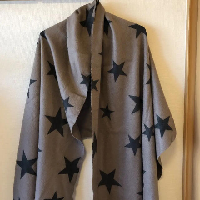 STYLE DELI(スタイルデリ)のスタイルデリ　星柄カシミヤマフラー レディースのファッション小物(マフラー/ショール)の商品写真