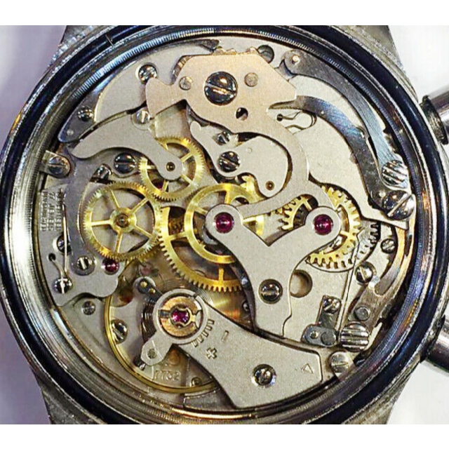 BREITLING(ブライトリング)のCalvy Chronograph Valjoux 7732 メンズの時計(腕時計(アナログ))の商品写真
