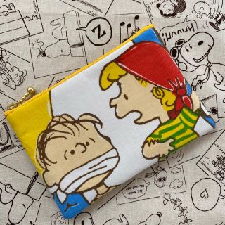 スヌーピー(SNOOPY)の☆ ライナス&シュローダー フラットポーチ ☆ ビンテージ シーツ リメイク(ポーチ)