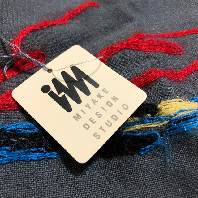 ISSEY MIYAKE イッセイミヤケ 大判ストール 刺繍 タグ付き