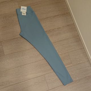 ユニクロ(UNIQLO)のキキョウ様専用です【新品 未使用品🏷️付】ユニクロ レギンス(レギンス/スパッツ)