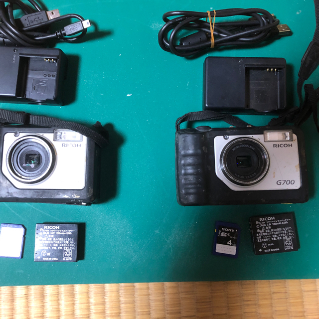 デジタルカメラ　リコーG700スマホ/家電/カメラ