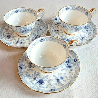 ナルミ(NARUMI)のNARUMI BONE CHINA カップ&ソーサー 3客セット(食器)