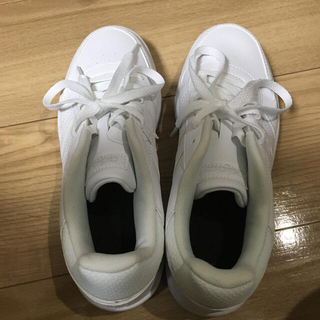 アディダス(adidas)のadidas スニーカー(スニーカー)