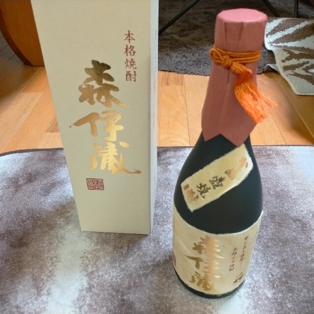 森伊蔵 720ml 金ラベル 食品/飲料/酒の酒(焼酎)の商品写真