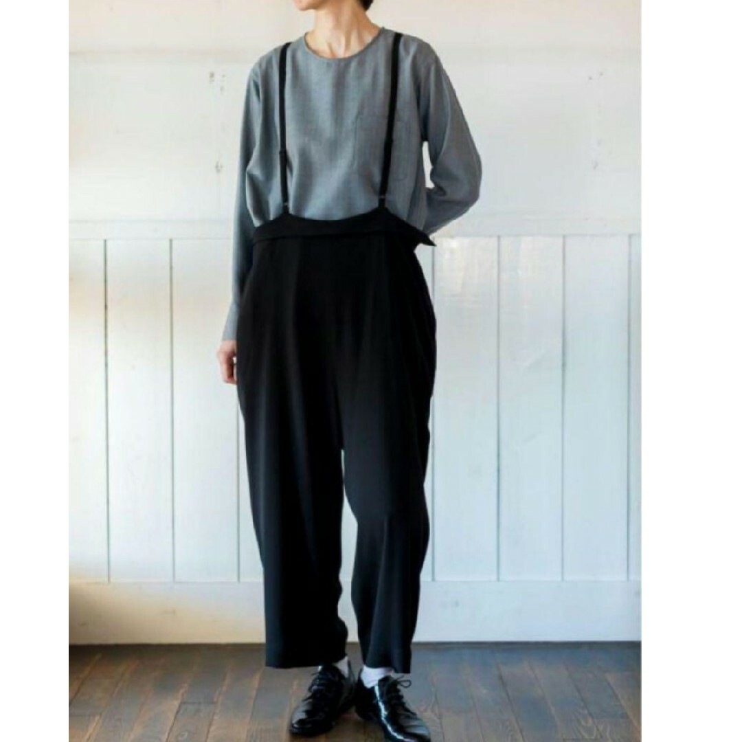 ゴーシュ バックサテンブラック サロペットパンツ
