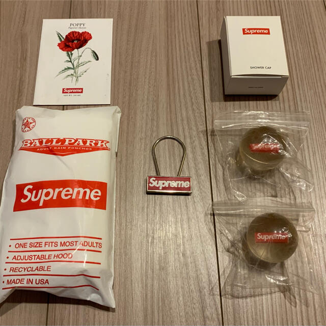 Supreme(シュプリーム)のsupreme 15AW CLIP KEYCHAIN 【レアノベルティセット】 メンズのファッション小物(キーホルダー)の商品写真