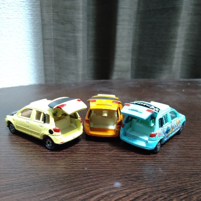 Takara Tomy(タカラトミー)のトミカ デミオ3台セット エンタメ/ホビーのおもちゃ/ぬいぐるみ(ミニカー)の商品写真