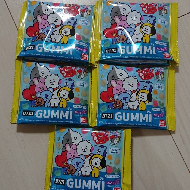 防弾少年団(BTS)(ボウダンショウネンダン)のBT21 グミ GUMMI ぶどう味 食品/飲料/酒の食品(菓子/デザート)の商品写真