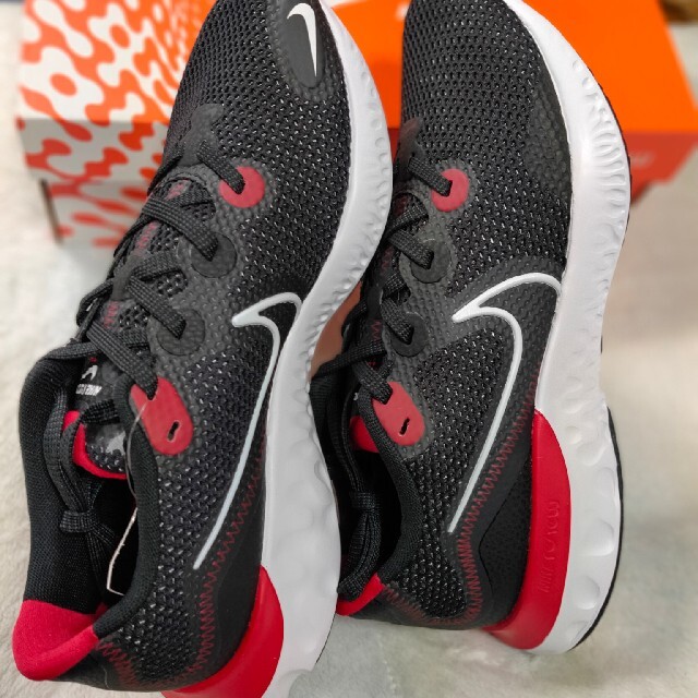 NIKE(ナイキ)のナイキ リニュー ラン メンズ ランニングシューズ　25.5cm メンズの靴/シューズ(その他)の商品写真