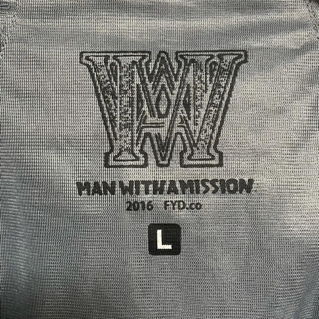 MAN WITH A MISSION(マンウィズアミッション)のMAN WITH A MISSION │ WOLF-TECH パーカー Lサイズ メンズのジャケット/アウター(マウンテンパーカー)の商品写真