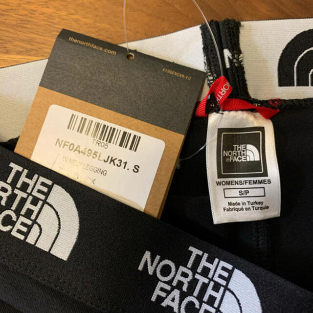 The North Face 日本未入荷 ノースフェイス ロゴ レギンス ウエストロゴ ブラックの通販 By Smasma S Shop ザ ノースフェイスならラクマ The North Face 日本未入荷 ノースフェイス ロゴ レギンス ウエストロゴ ブラックの通販 By Smasma S Shop ザ ノースフェイスならラクマ
