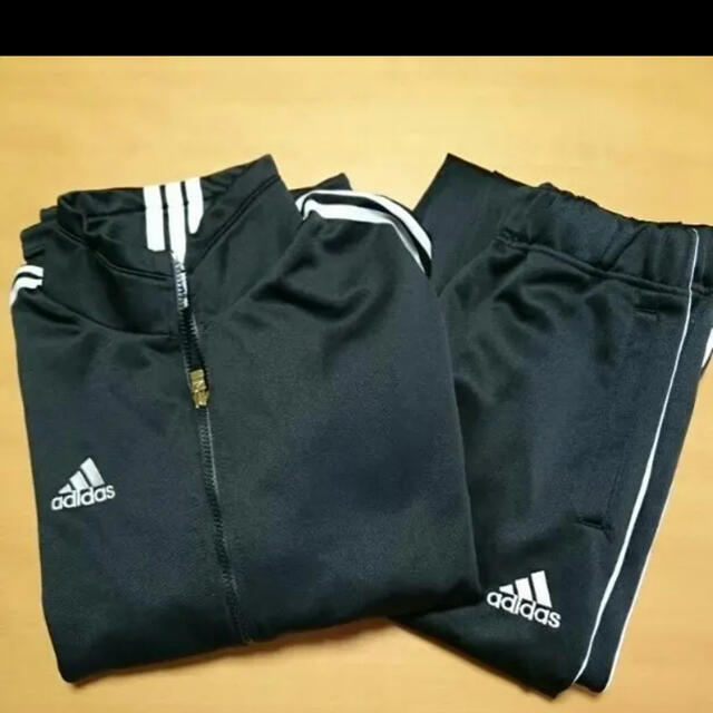 adidas(アディダス)のアディダス　ジャージ上下 メンズのメンズ その他(その他)の商品写真