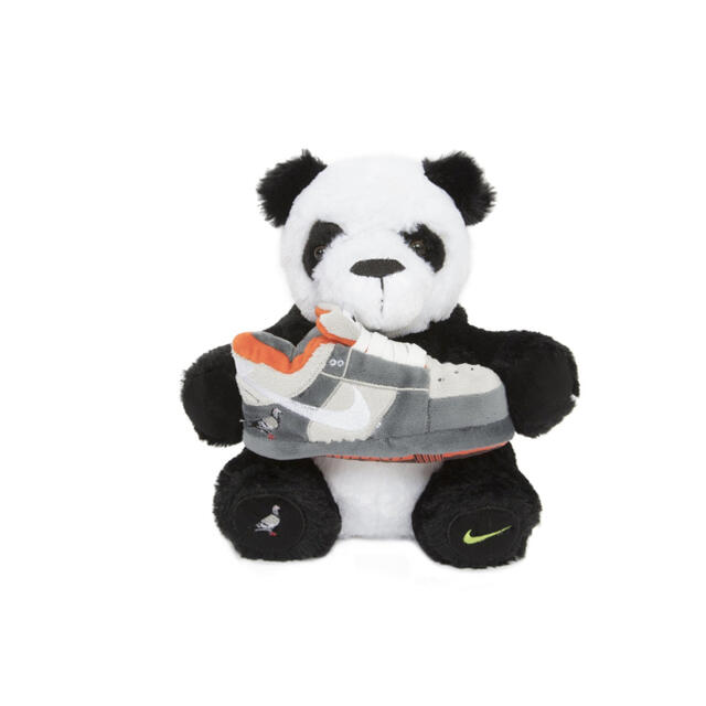 NIKE SB STAPLE PANDA PLUSH 新品未開封おもちゃ/ぬいぐるみ